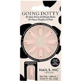 Going Dotty Artificial Nails