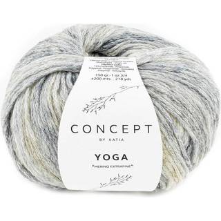 Katia Yoga 200 Beige-grå Indhold:45% Bomuld, 42% ren ny uld, 13% polyamid Vægt/længde:50 g = ca. 200 m Anbefalede pinde:4 - 5 mm Strikkefasthed:10 cm x 10 cm = 17 m x 23 r Kan vaskes på skånsom maskinvask, maks. 30ºC / Tørres fladt.