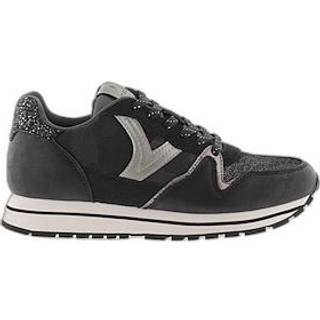 Victoria Sneakers