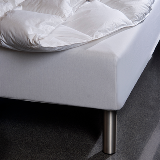 Eksklusiv facon jerseylagen fra BORÅS COTTON - WHITE 90/100x200/210/220x35 cm.