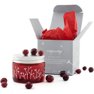 Uoga Uoga Day Cream For Dry And Normal Skin With Cranberry Extract And Hyaluronic Acid 40ml