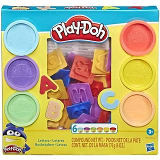 Play-Doh Fundamentals Letters med 26 bogstavsstamperv?rkt?jer og 6 farver p? play-doh