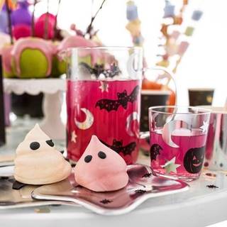 14 stk. Halloween vægklistermærker, mix af farver og designs, perfekt til festlig dekoration, inkluderer 14 klistermærker i en b