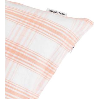 Studio Feder pude 40 x 60 cm - Pink Salt