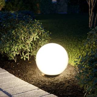 Kugleformet lampe Cumulus S til haven, Ø 30 cm