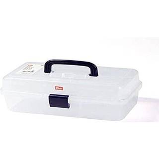 Prym Syskrin Transparent Praktisk sybeholder til nem og praktisk opbevaring. Transparent Plastik. Uden indhold. Dimensioner: 15 cm x 32 cm x 19.5 cm.