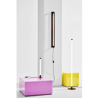 Tarmy LED gulvlampe 120 cm - Sort