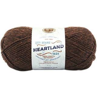 Lion Brand Heartland 136-126U Sequoia Indhold: Uni color: 100% akryl Tweed: 94% akryl, 6% viskose Vægt/længde: Uni color: 142 g = 230 meter Tweed: 113 g = 183 meter Anbefalede pinde:5.50 cm Strikkefasthed:10 x 10 cm = 16 m x 22 p Vask:Maskinvask / Finvask.