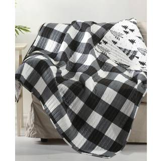 Levtex Home Merry & Bright Collecion - Northern Star - Quilted Throw - 50x60in. - Juletræ - sort og hvidt - reversibelt mønster