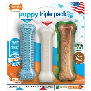 Nylabone Puppy Triple Pack - Blue Puppy Tyng Toy Legetøj Nylon Dog Toy & Chew Treat Variety Pack - Puppy Supplies - Chicken and Bacon Flavours Sm