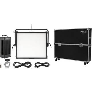 Nanlux DYNO 1200C with flightcase