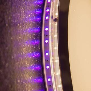 Nicole II LED-loftlampe med fjernbetjening