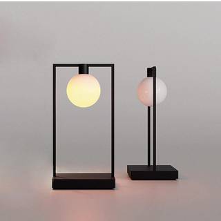 Artemide Curiosity 36 bordlampe med glasskærm