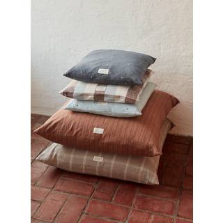 OYOY Kyoto Dot Pude Kvadratisk 50 x 50 cm - Dusty Blue