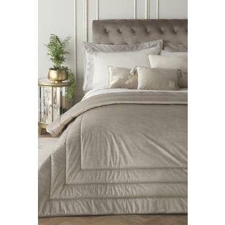 Laurence Llewelyn-Bowen Laurence Llewelyn-Bowen Cream Chic Velvet Bedspread