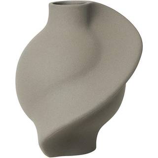 Louise Roe Pirout vase 01 22 cm Raw White