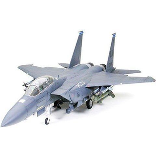 Tamiya Boeing F-15E Strike Eagle 1:32 [Levering: 1-2 dage]