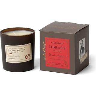 Paddywax duftlys bibliotek Charles Dickens Luxury Artisan Candle 6.5-ounce Tangerine Juniper & Clove