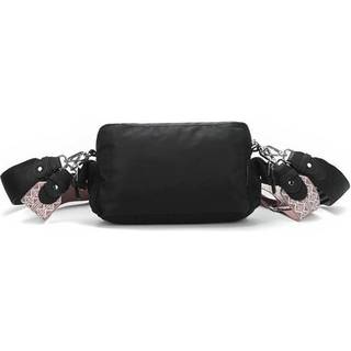 Katja Clutch, Magenta