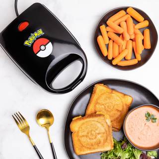 Pokémon Panini Sandwich Maker Poké Ball