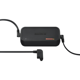 Shimano Steps Lyn Batterioplader EC-E8004-1 - Hurtigopladning, Vandtæthed Niveau 5 (IPX5), Kompatibel 100-240V AC