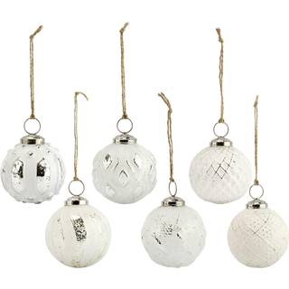 Auldhome design bondeg?rd kugle ornamenter (s?t af 6 hvide); N?dlidende metal glas kugle vintage stil juledekorationer