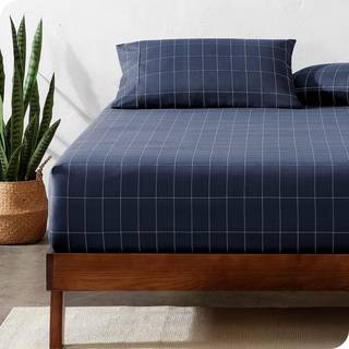 Bare hjem monteret nederste ark Queen Størrelse - Premium 1800 Microfiber - Ultra -Soft Hotel Luxury - Deep Pocket - Holdable and Langing (Queen