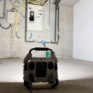 Kalkum LED-arbejdsspot, strømafbrydelsesfunktion