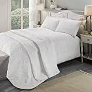 Serene Serene White Luana quilted Duvet Cover Set
