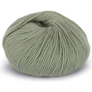 Du Store Alpakka Sterk 916 Teblad Indhold:40% Alpaka, 40% Merinould, 20% Nylon Vægt/længde: 50 g = ca. 137 m Anbefalede pinde: 3.5 mm Strikkefasthed:10 cm = 22 m Håndvaskes ved max 30°. Vendes med vrangen udad før vask. Brug vaskepose. Brug vaskemiddel til uld/silke - gerne økologisk. Brug ikke skyldemiddel. Tørres fladt.