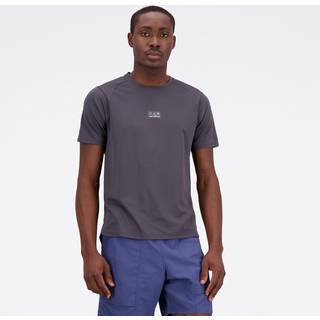 New balance impact at n-vent t-shirt herre