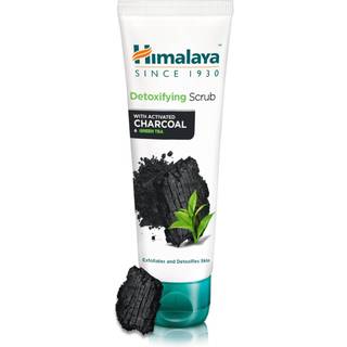 Afgiftende scrub med aktivt kul og grøn te - 75 ml