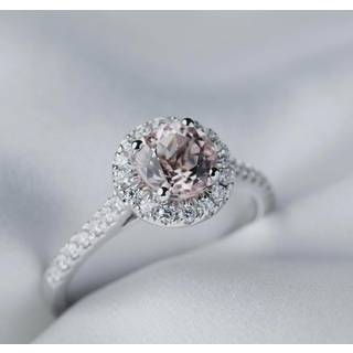 18 Karat Hvidguld Ring fra Henrik Ørsnes Design med Morganit og Diamanter 0,33 Carat TW/SI