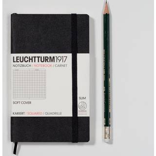 LEUCHTTURM1917 - Bl?dt omslagslomme til notesbog A6-123 Nummererede sider til skrivning og journalf?ring (kvadrat sort)