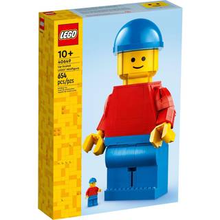 Up-Scaled LEGO Minifigure (40649)