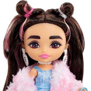 Barbie Extra Minis Doll & Accessories med brunetteh?r og brune ?jne if?rt en lyser?d faux pelsfrakke & pung 5,5-tommer