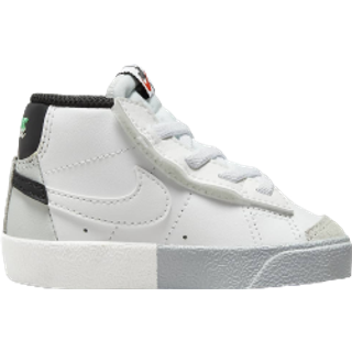 Trainers - White - 25