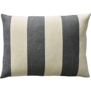 Silkeborg Uldspinderi The Sweater Cushion (50x70 cm) Black