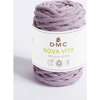 DMC Nova Vita 12 0062 Indhold: 80% Genanvendt bomuld, 20% polyester Vægt/længde:250 g = ca. 55 m Anbefalede pinde:12 mm Strikkefasthed: 10 cm x 10 cm = 6 m x 10 r Kan vaskes skånsom maskinvask, max. 30ºC / Tørres fladt.