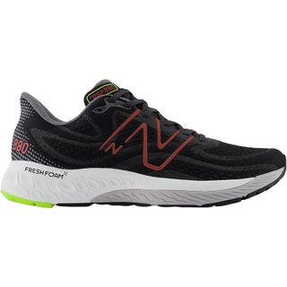 New Balance 880 V13 2E Herre (bred model)