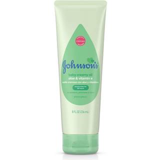 Johnson's Baby Creamy Oil med Aloe Vera og E-vitamin - 237 ml | Ikke-fedtet, hurtigt absorberende fugtighedscreme til blød hud