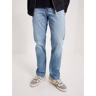 Lee West Worn New Hill Size 29x32