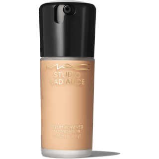 MAC Studio Radiance Serum-Powered Foundation Nw20 (30 ml)