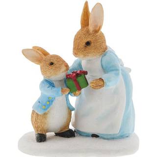 Beatrix Potter A30256 Mrs. Rabbit And Peter With Present - P87113