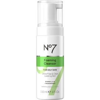 No7 Radiant Results Foaming Cleanser Oily Skin - 150 ml.