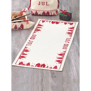 Permin Julebroderier - Huse/God Jul 28x64cm Med dette nydelige broderikit kan du kreere dit eget broderi med huse og teksten "God jul" Det færdige broderi måler 28x64 cm.