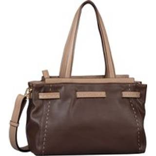 Shopper Anna Dunkelbraun