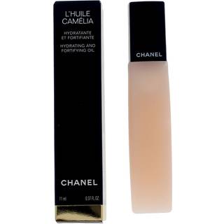 Chanel L&#39;huile Camélia Lysnende og fugtgivende olie til negle 11 ml - 11 ml