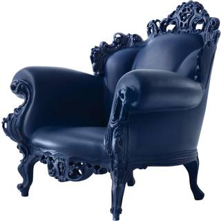 Magis Seating - 'Bell' chair, blue, set of four in DARK BLUE 100% recycled-polypropylene wi