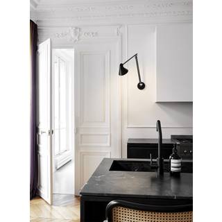Louis Poulsen NJP Box LED Væglampe 2700K Lang Arm Sort - Louis Poulsen